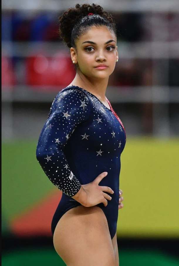 Laurie Hernandez pose