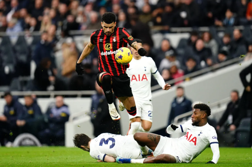 Dominic Solanke playing football